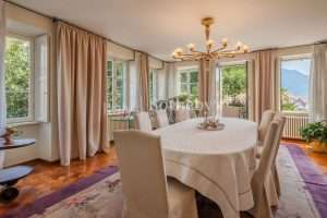 Villa with centuries-old park and lake view 4 20230615174630 18
